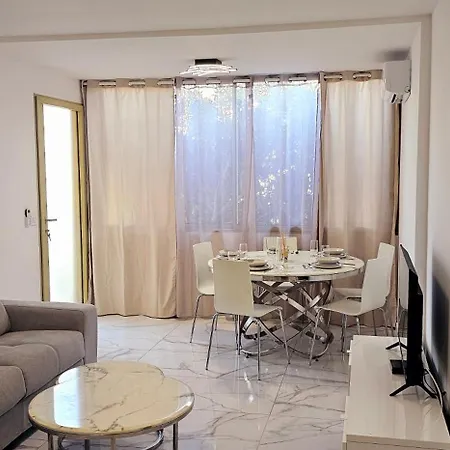 40m 4personnes La Faviere 50m De La Apartamento Bormes-les-Mimosas