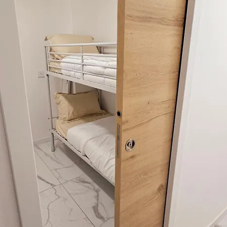 Apartamento 40m 4personnes La Faviere 50m De La Bormes-les-Mimosas
