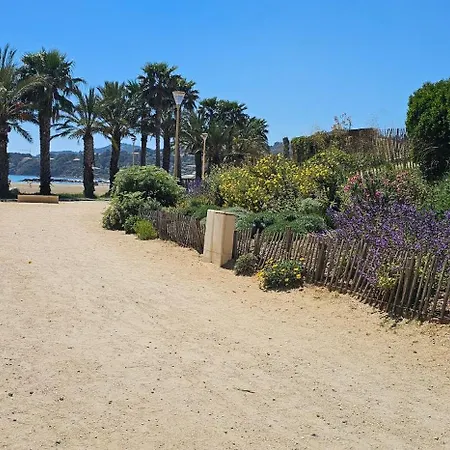 40m 4personnes La Faviere 50m De La Apartamento Bormes-les-Mimosas